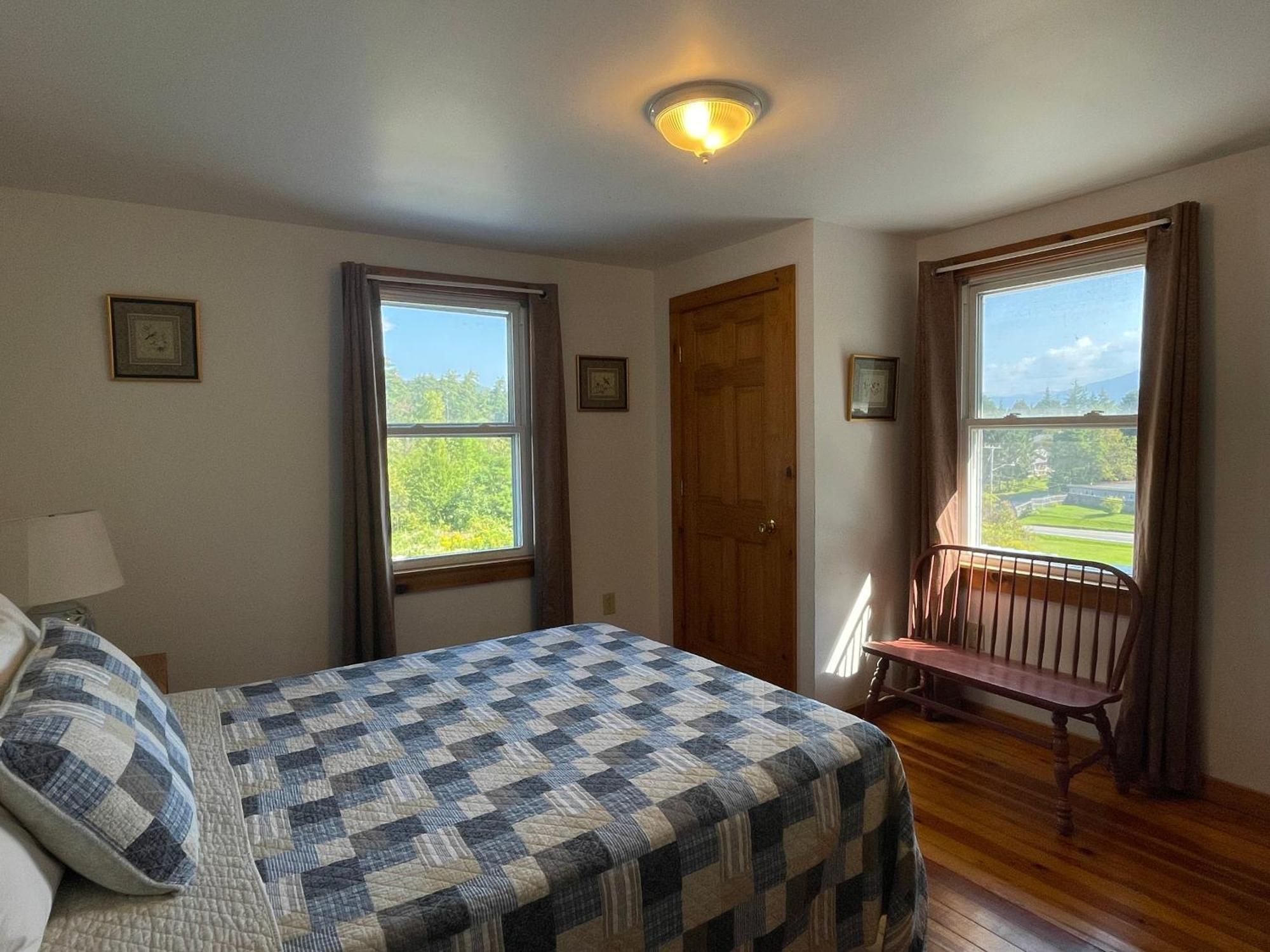Hill View Motel And Cottages Лейк Джордж Екстериор снимка