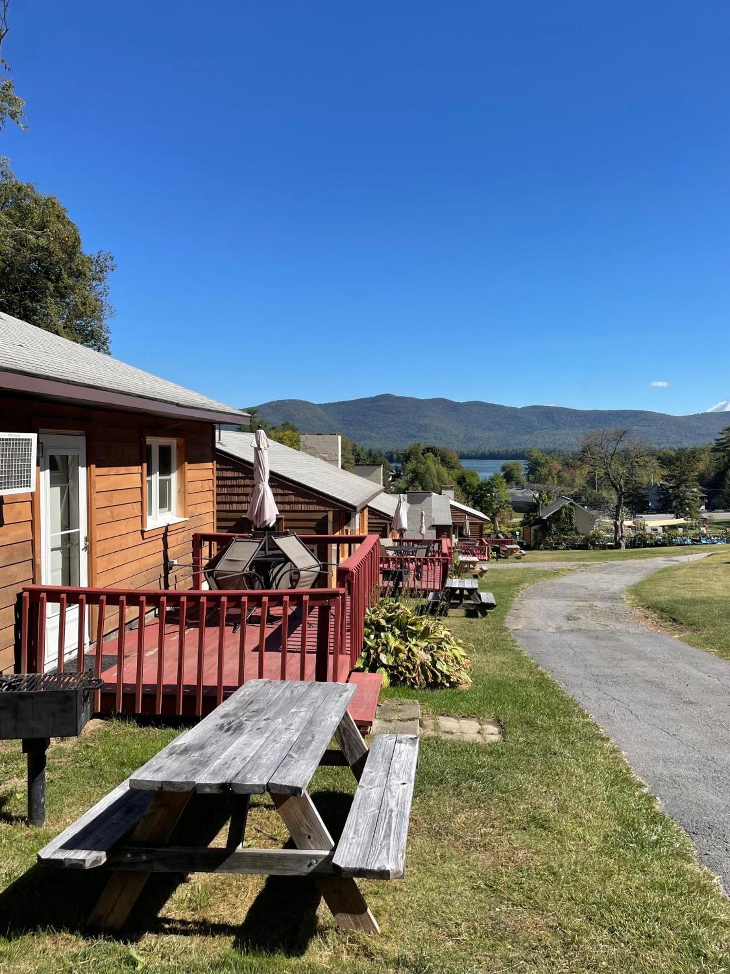 Hill View Motel And Cottages Лейк Джордж Екстериор снимка